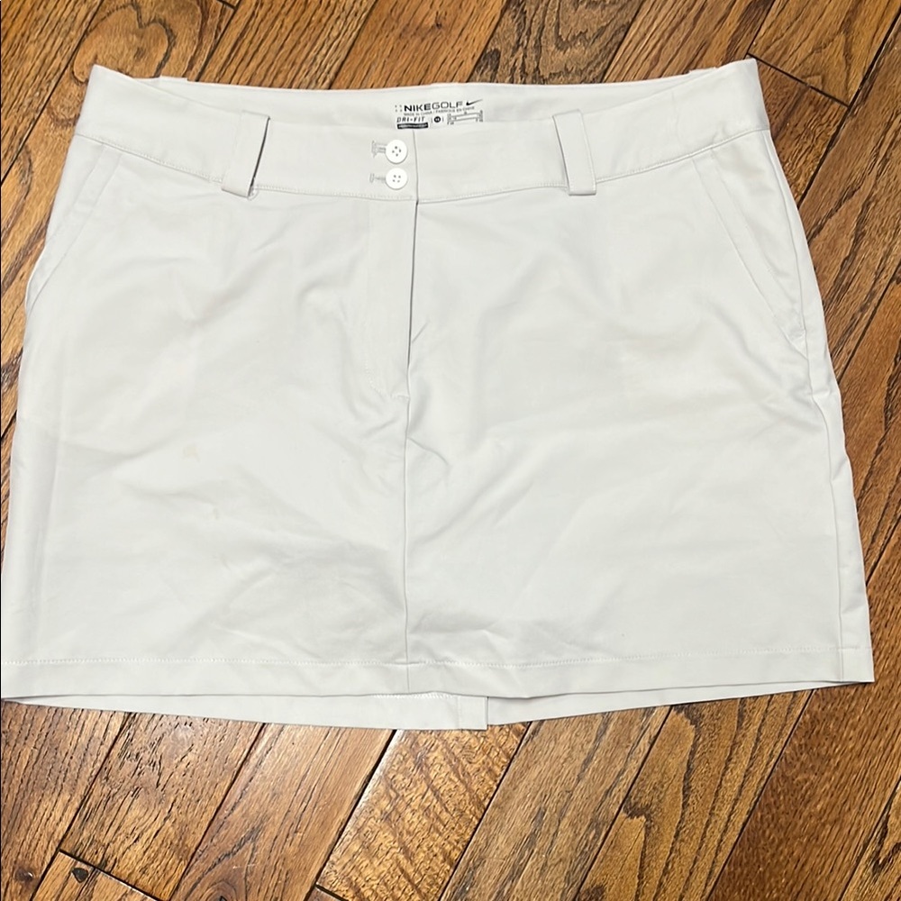 Nike Women's White Golf Skort Mini NEW